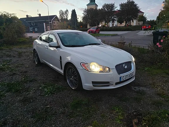 Jaguar Xf 2009 photo 5