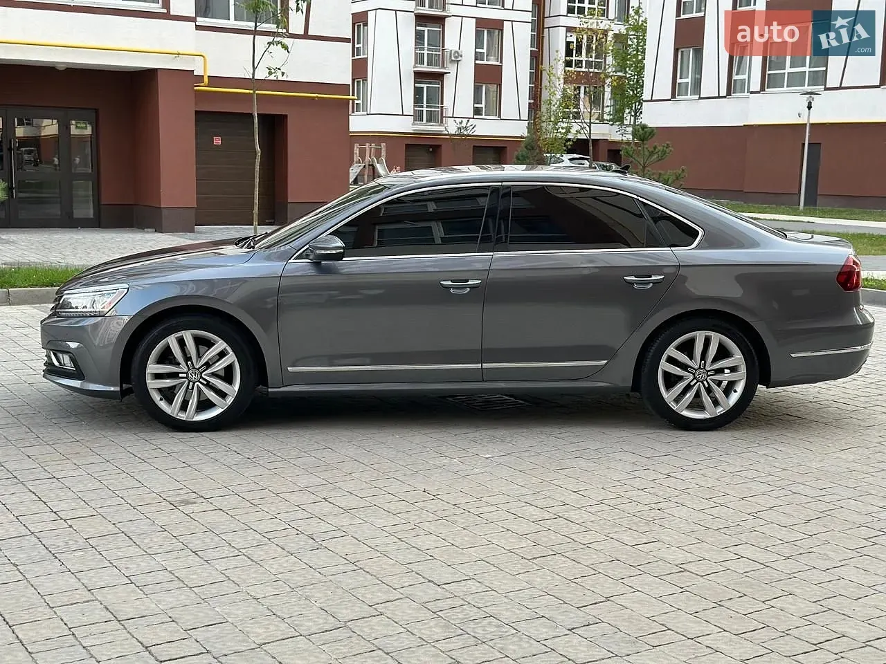 Volkswagen Passat 2016 photo 3