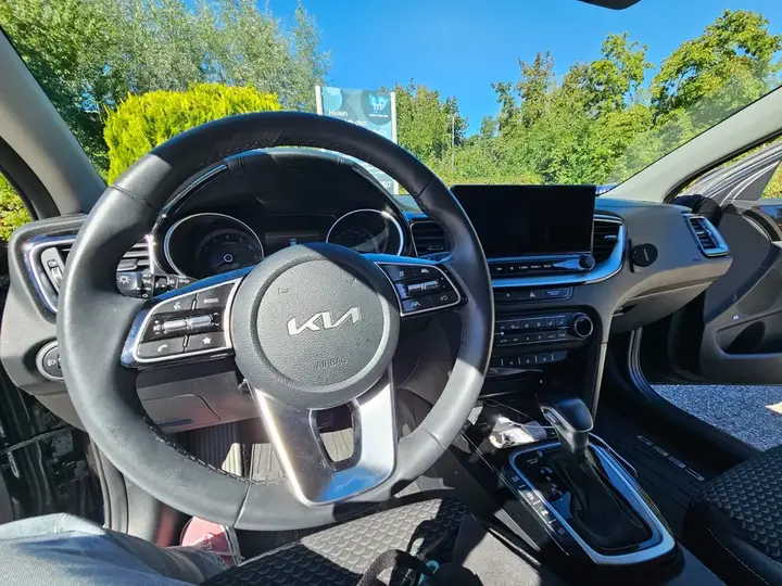 Kia Ceed 2022 photo 3