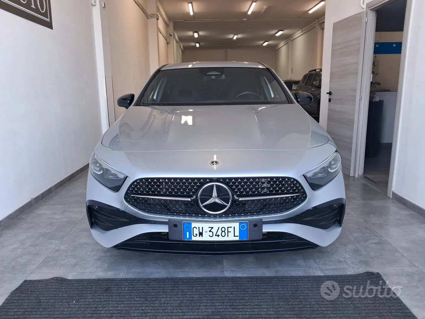 Mercedes-Benz A 180