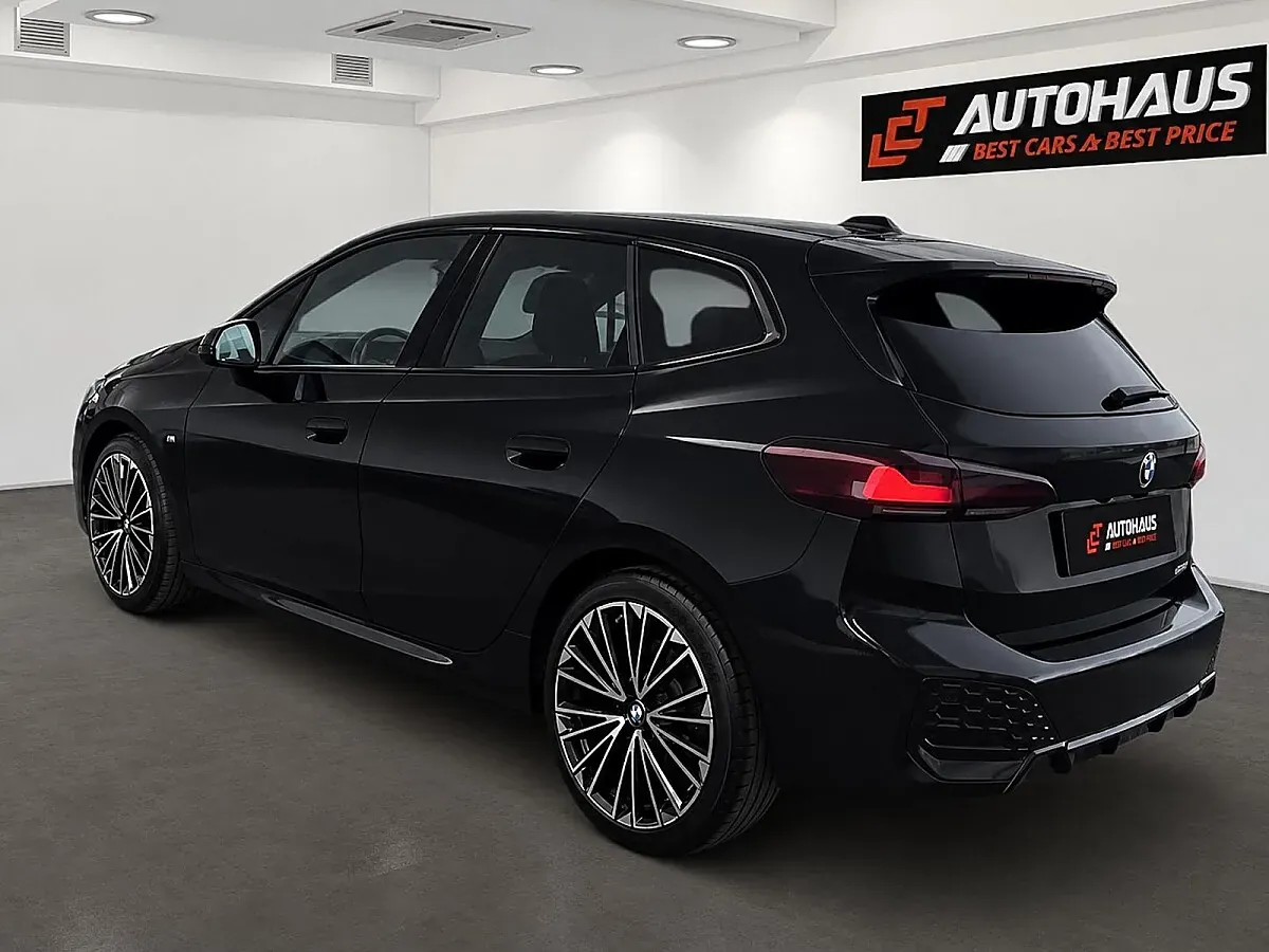 BMW 2 Series 2023 photo 3