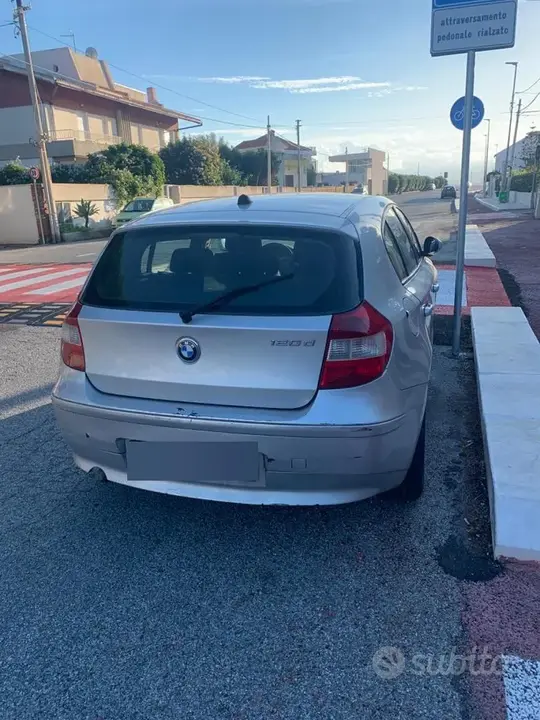 BMW 1 Series 2005 photo 2