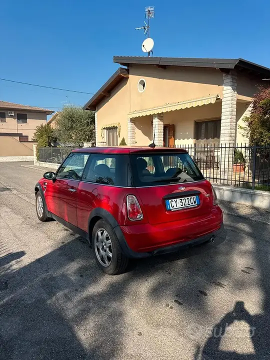 Mini One 2005 photo 4