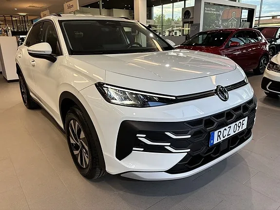 Volkswagen T-Roc 2027 photo 3