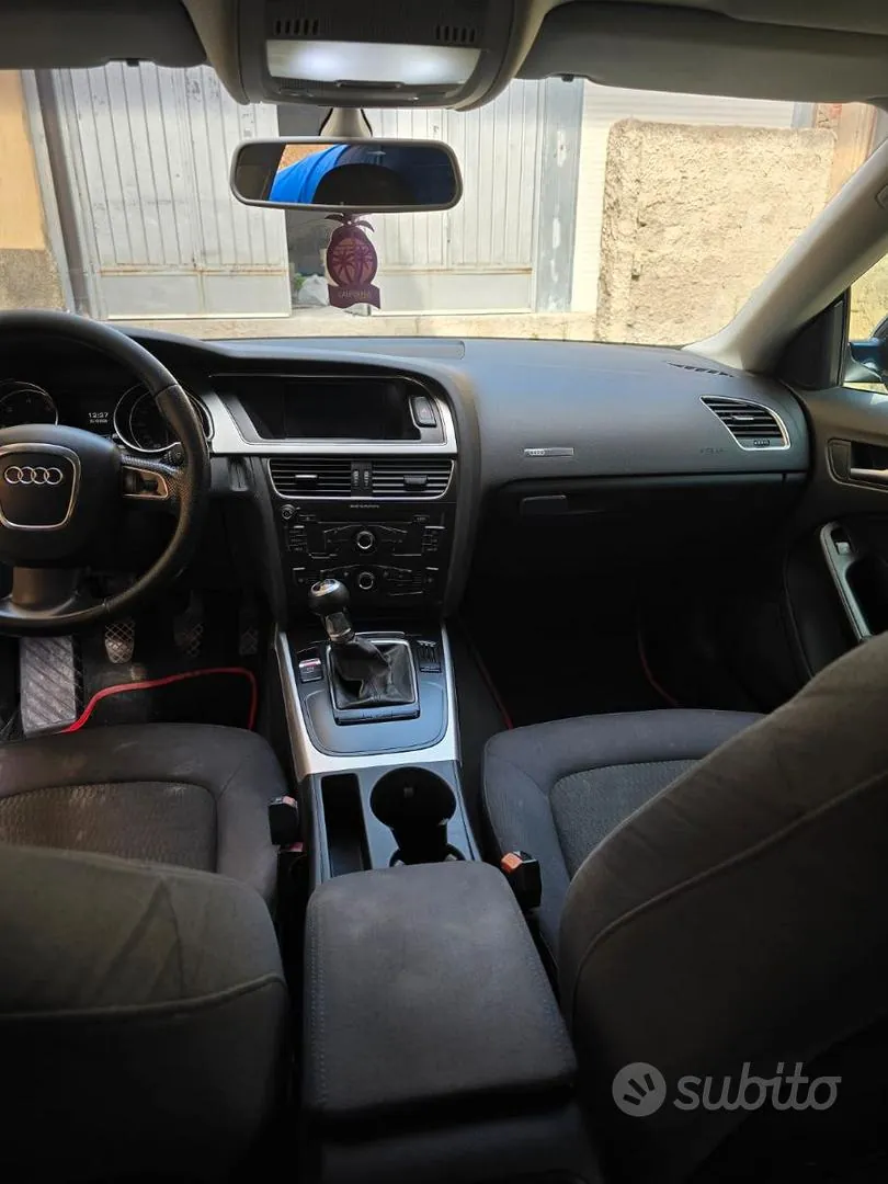 Audi A5 2011 photo 5