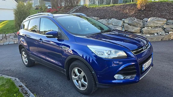 Ford Kuga 2015 photo 2