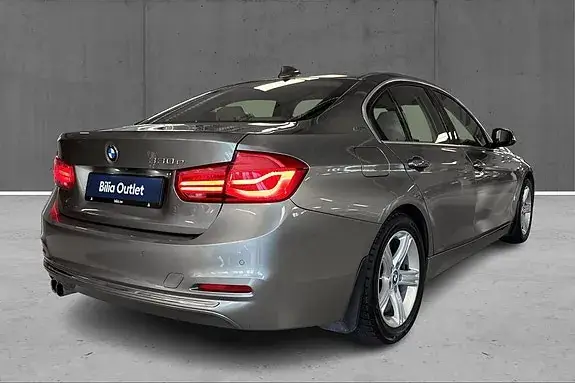 BMW 330E 2017 photo 5