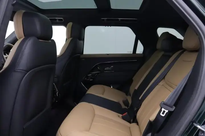 Land Rover Range Rover Sport 2026 photo 4