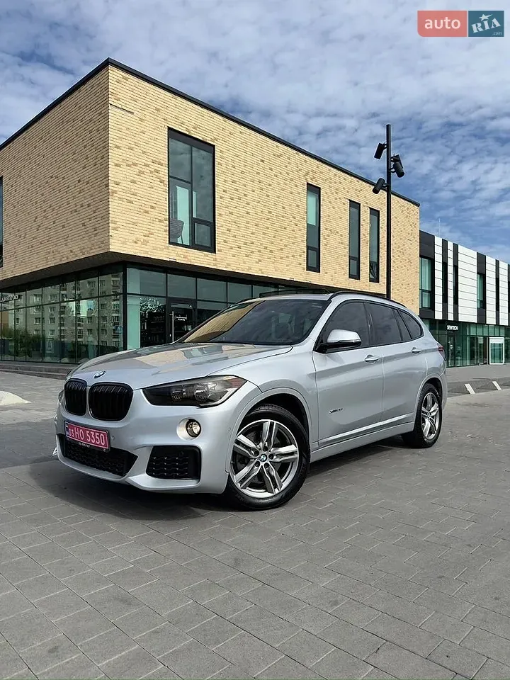 BMW X1