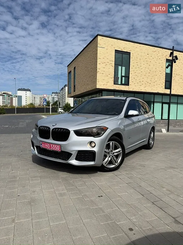 BMW X1