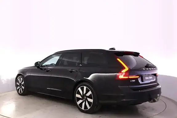 Volvo V90 2026 photo 3