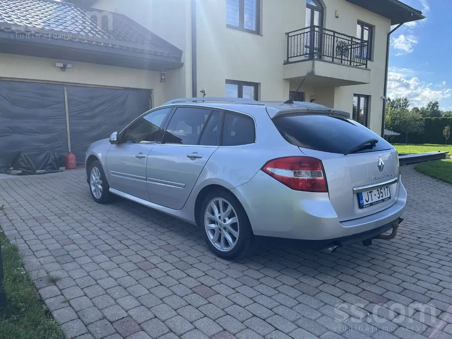 Renault Laguna 2009 photo 3