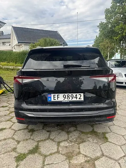 Skoda Enyaq 2023 photo 3
