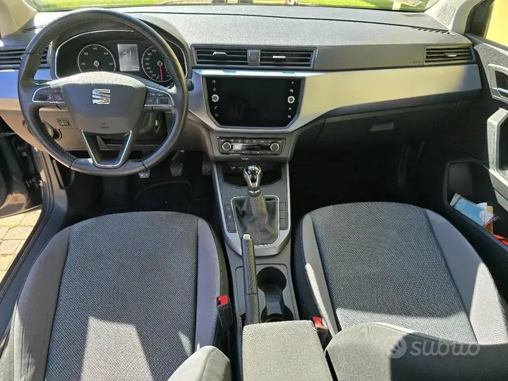 Seat Arona 2019 photo 5