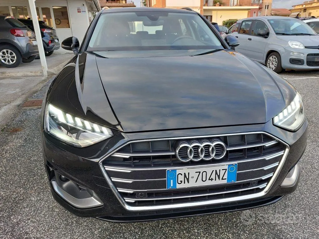 Audi A4 Avant 2023 photo 2