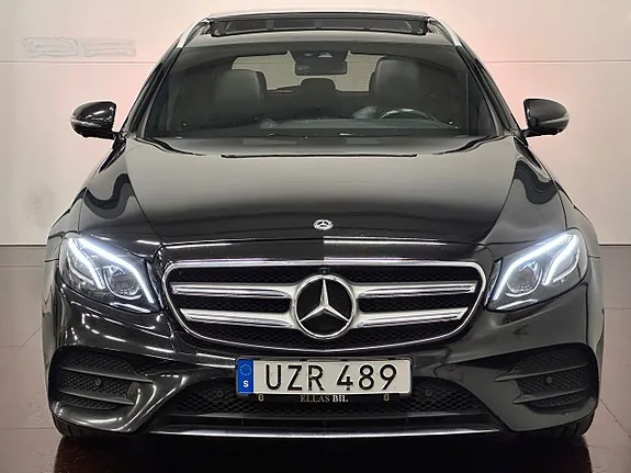 Mercedes-Benz E220 2019 photo 2