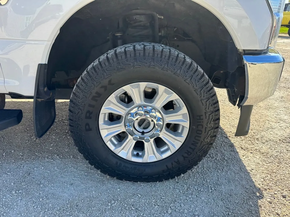 Ford F350 2022 photo 3