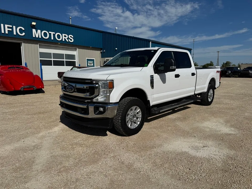 Ford F350 2022 photo 2