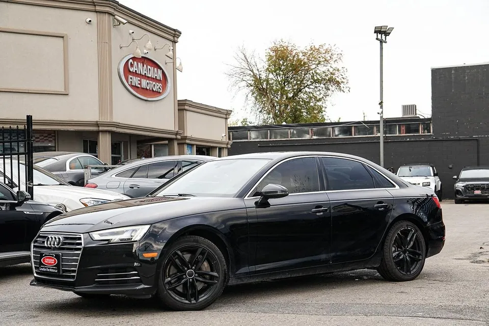 Audi A4 2017 photo 2