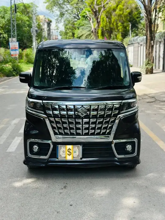 Suzuki Spacia