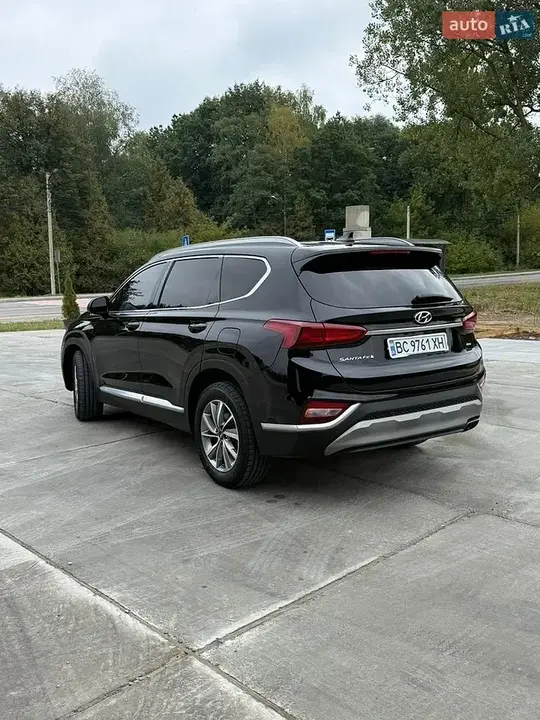 Hyundai Santa Fe 2020 photo 3