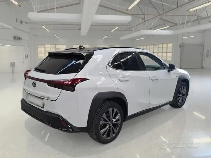 Lexus Ux 2024 photo 4