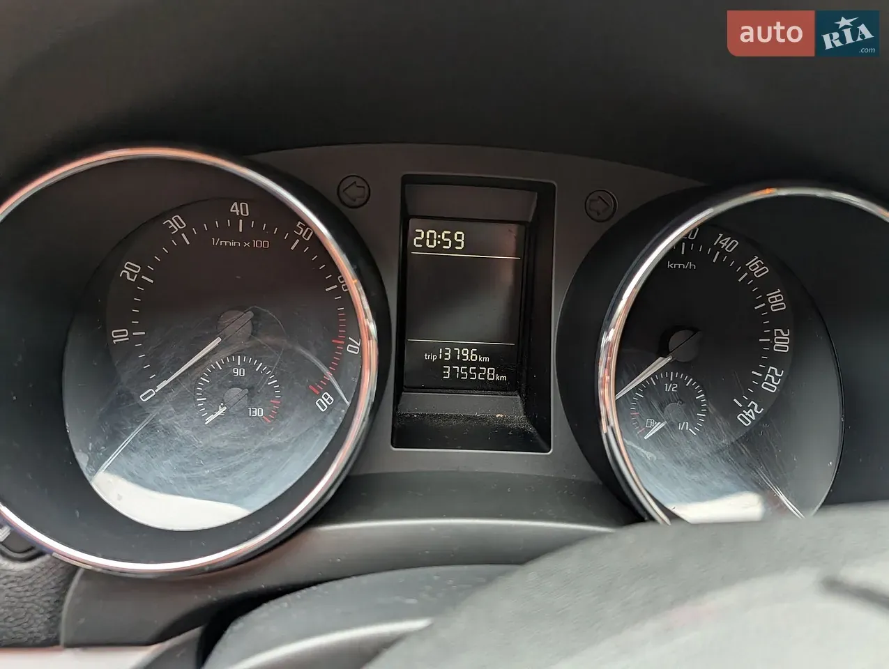 Skoda Yeti 2012 photo 4