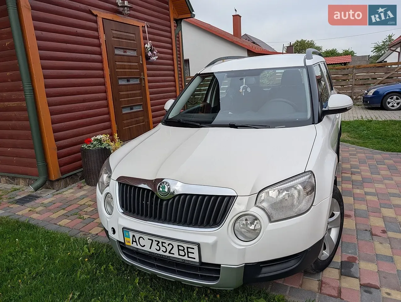 Skoda Yeti 2012 photo 3