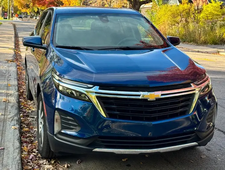 Chevrolet Equinox 2023 photo 2