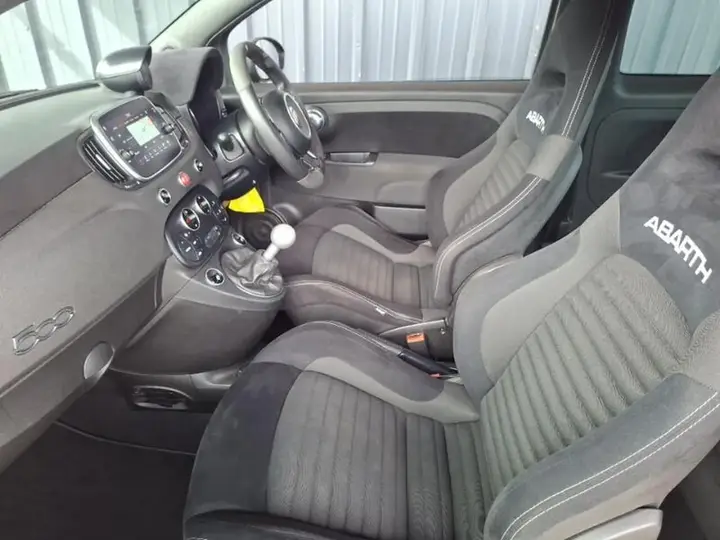 Abarth 595 2021 photo 5