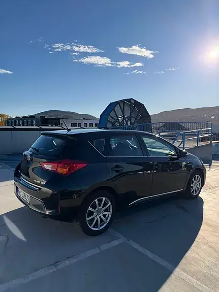 Toyota Auris 2013 photo 5