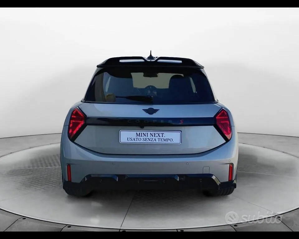 Mini Mini Cooper 2024 photo 3