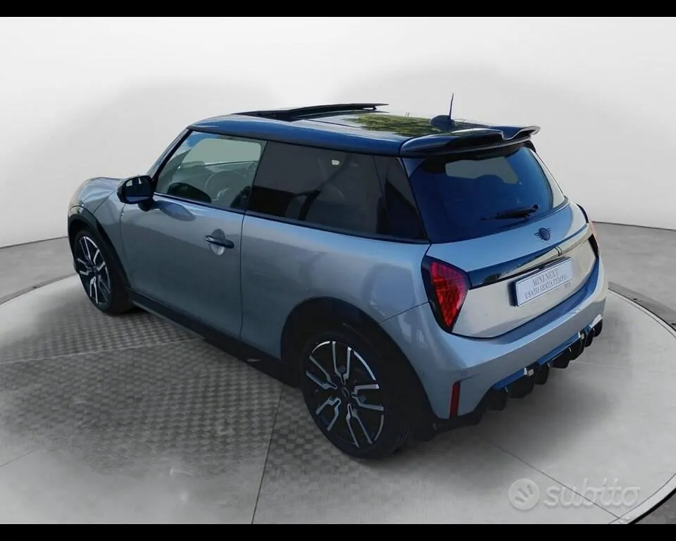 Mini Mini Cooper 2024 photo 2