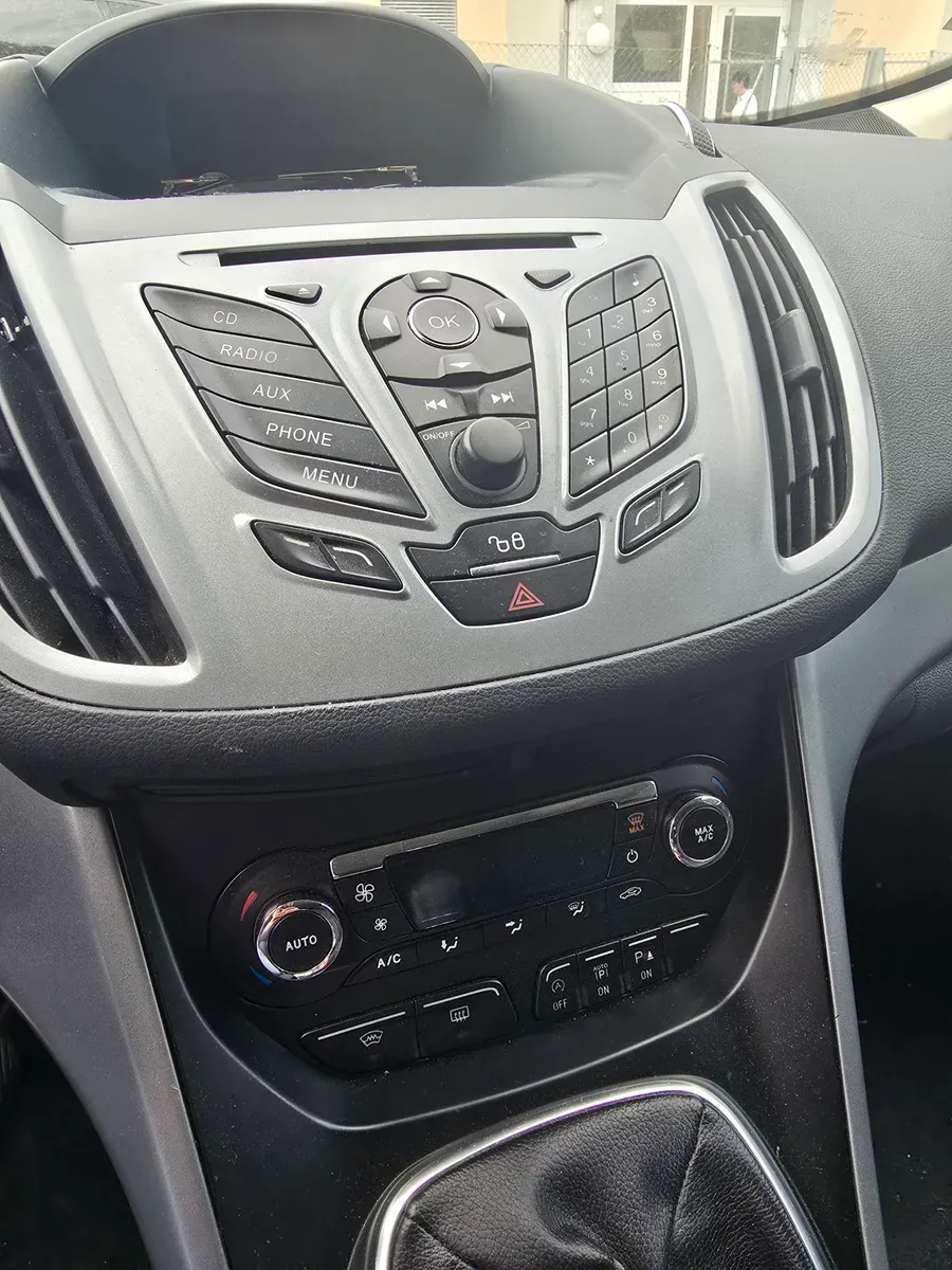 Ford C-Max 2013 photo 3
