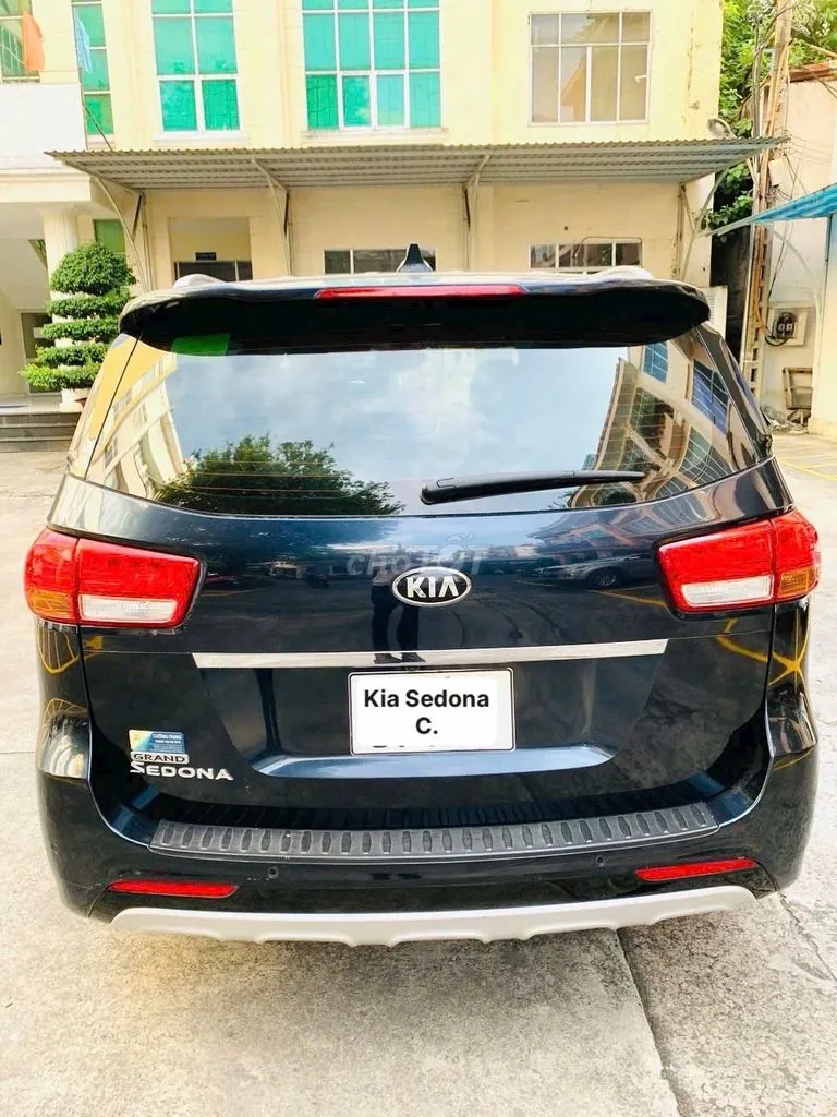 Kia Sedona 2018 photo 5