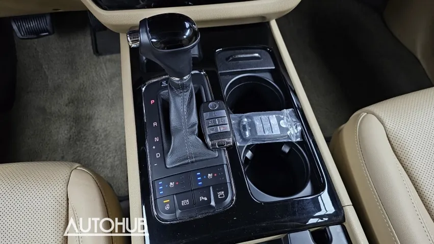 Kia Carnival 2015 photo 5