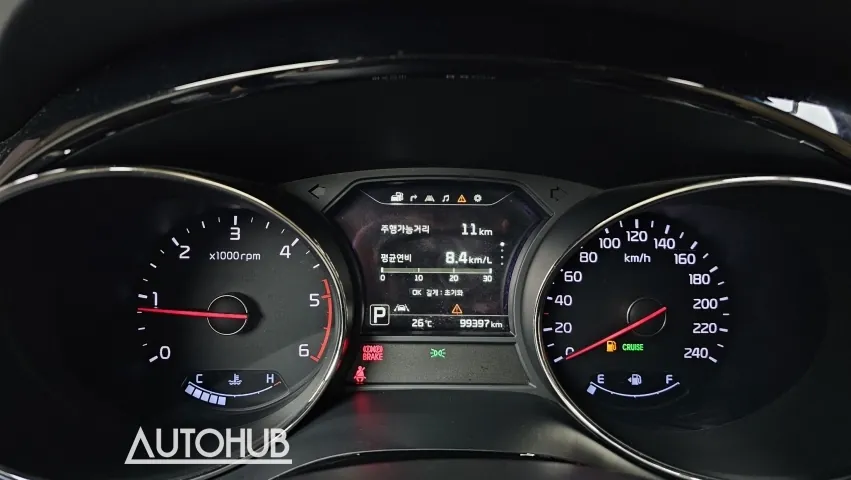 Kia Carnival 2015 photo 4