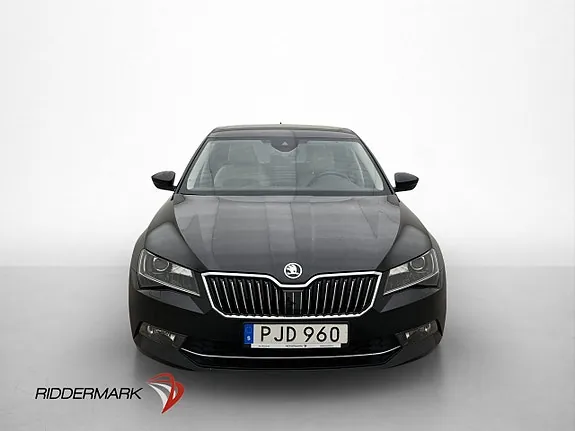 Skoda Superb 2017 photo 2