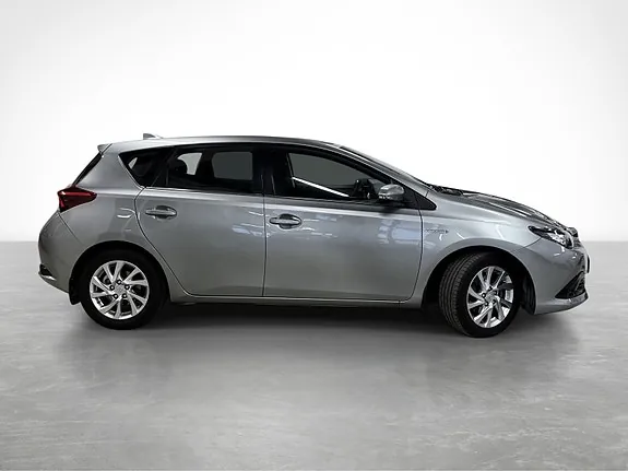 Toyota Auris 2016 photo 4