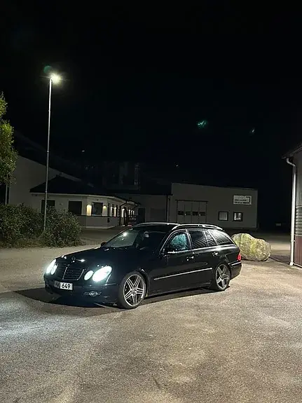 Mercedes-Benz E 280
