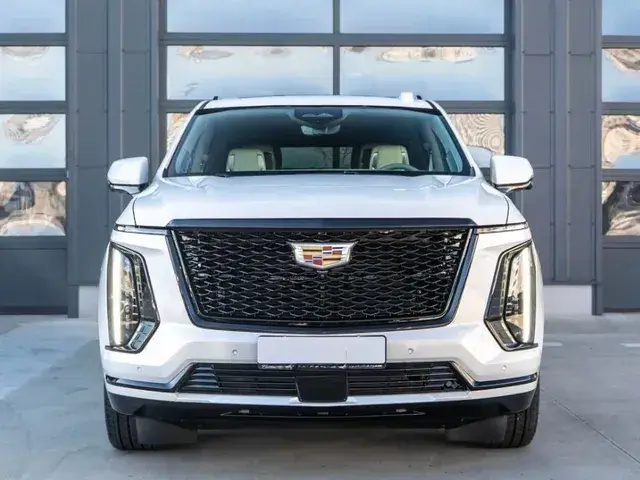 Cadillac Escalade 2025 photo 2