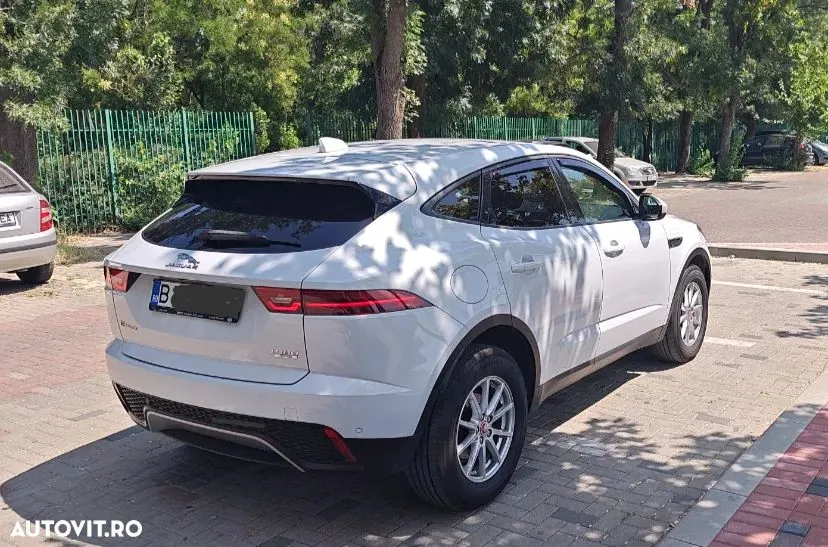 Jaguar E-Pace 2019 photo 2