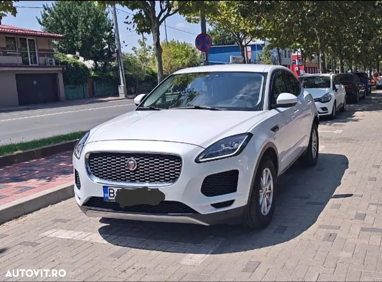 Jaguar E-Pace 2019 photo 3