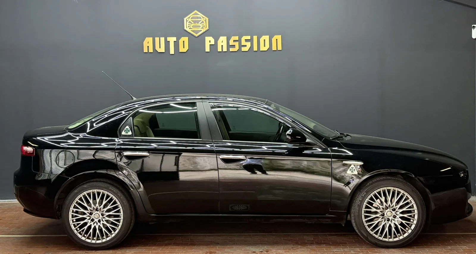 Alfa Romeo 159 2006 photo 4