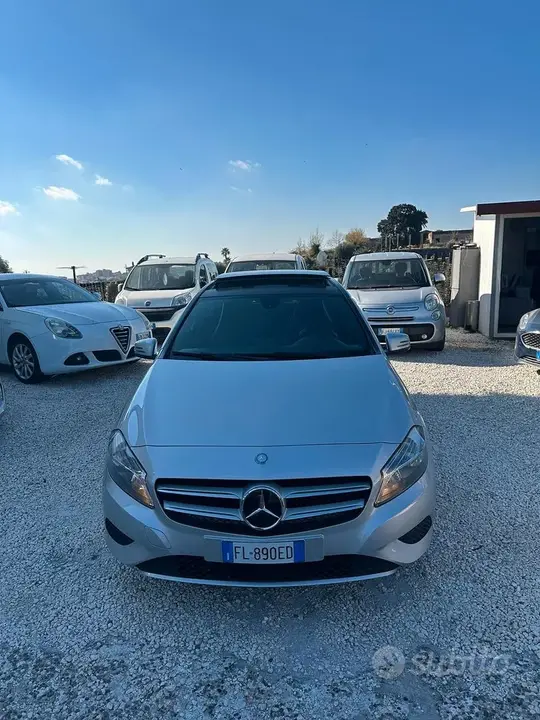 Mercedes-Benz A 180 2017 photo 3