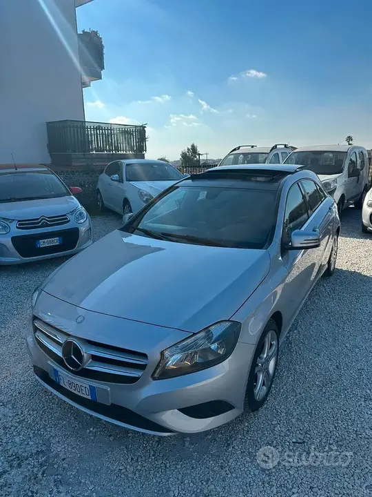 Mercedes-Benz A 180 2017 photo 4