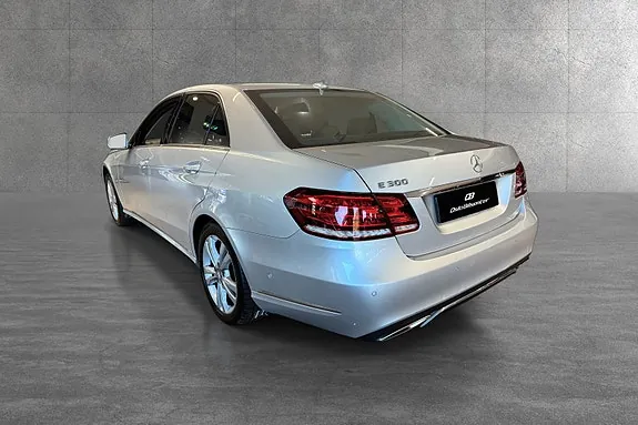 Mercedes-Benz 300 Cd 2014 photo 5