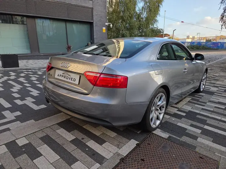 Audi A5 2008 photo 3