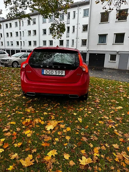 Volvo V60 2015 photo 4