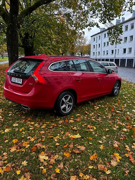 Volvo V60 2015 photo 3